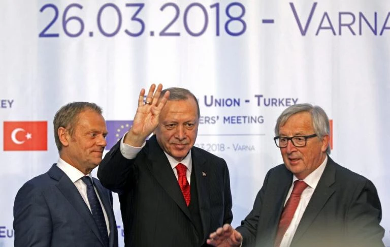 Από την καρδιά της Ευρωπαϊκής Συνόδου στη Βάρνα ο Ρ.Τ.Ερντογάν έστειλε μήνυμα ισλαμικού εξτρεμισμού  – Τα χειρότερα έρχονται…